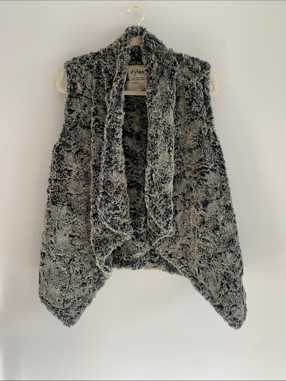DYLAN Textured Faux Fur Charcoal Gray Open-Front Vest
